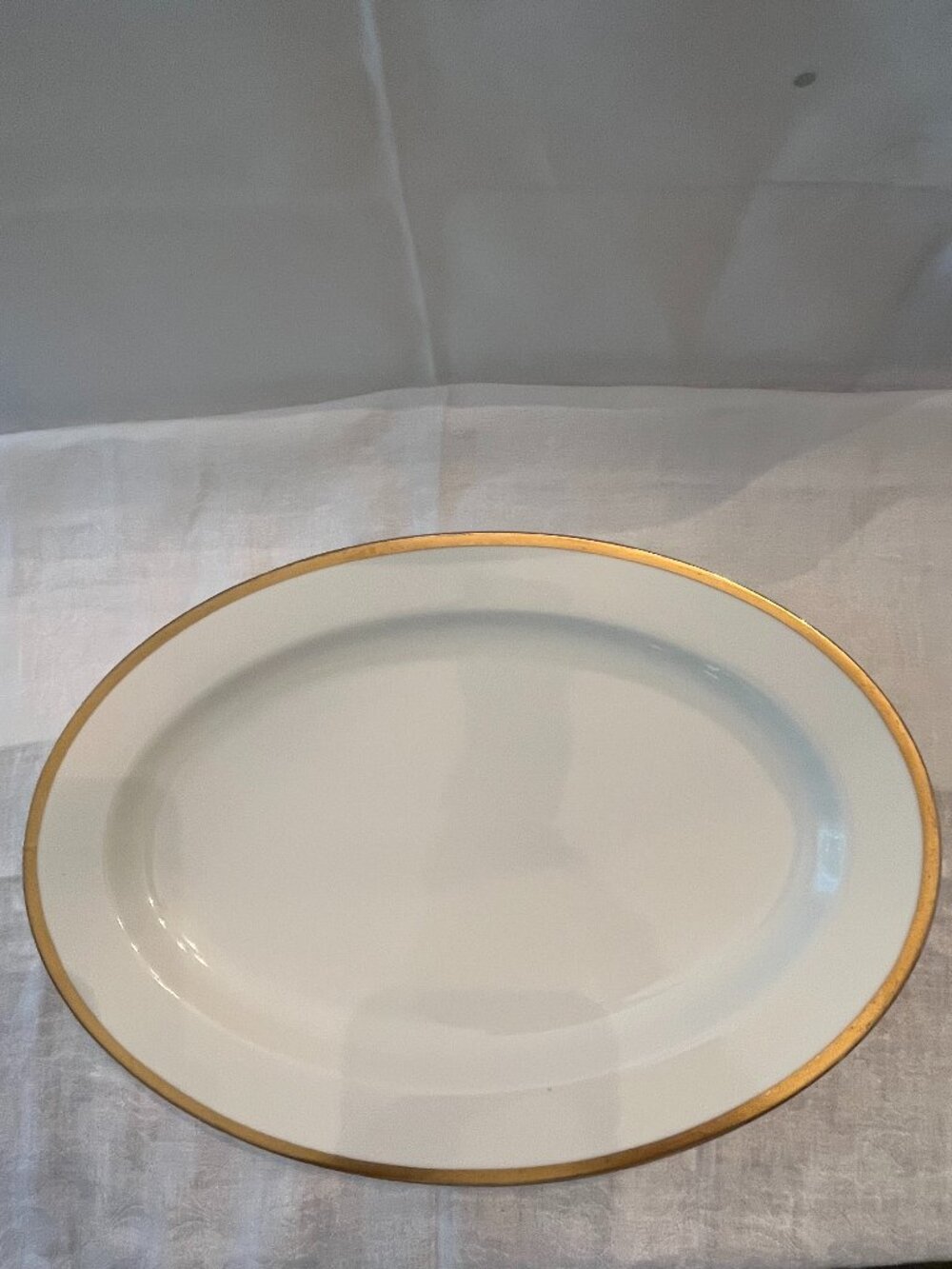 PMS Bavaria China in the "Chelsea" 18K Gold Pattern